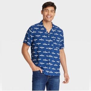 GOODFELLOW & CO. Men’s Short Sleeve Button Down Camp Shirt